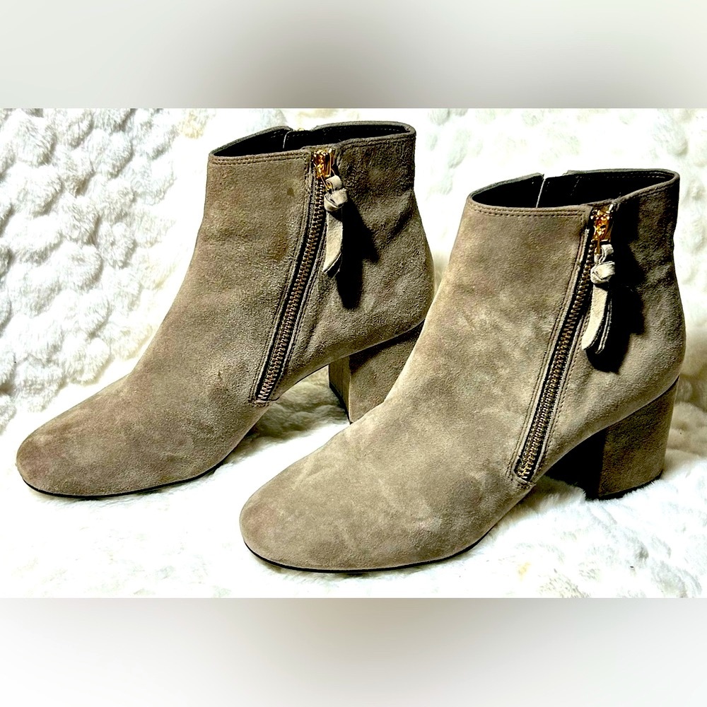 Cole Hahn Saylor Grand Taupe Tan chunky zipper ankle Booties size 7B - Picture 1 of 11